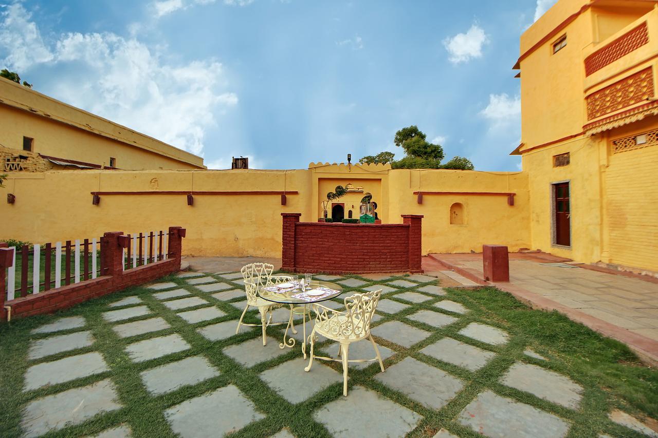 Jawai Castle Resort - A Heritage Hotel In Jawai Leopard Reserve Bisalpur Exterior foto